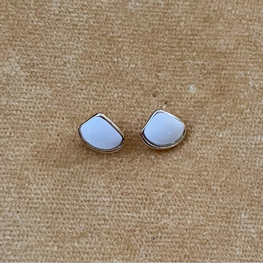 Vintage labeled Trifari post stud Earrings